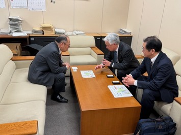 橋本健次郎審議官