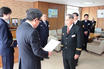 上砂川消防団菅井栄吉新団長