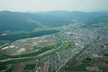 富良野市内を流れる空知川