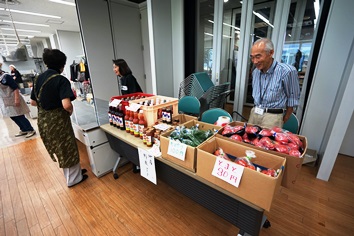 地産野菜コーナー