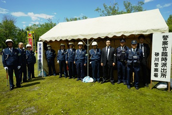 交通安全指導員と砂川警察署の皆さん