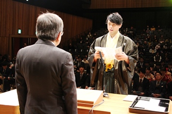 新成人代表のことばは岩織大樹さん