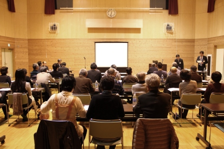 協働のまちづくり指針市民説明会の様子1