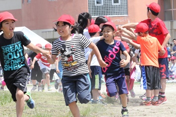 豊沼小学校　豊小トンネル Go