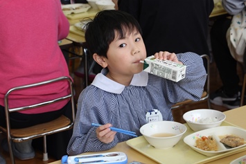 牛乳もおいしいね