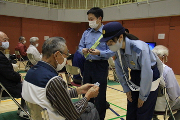 一日警察庁舎所長菅野さん